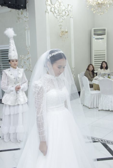 Свадебное платье