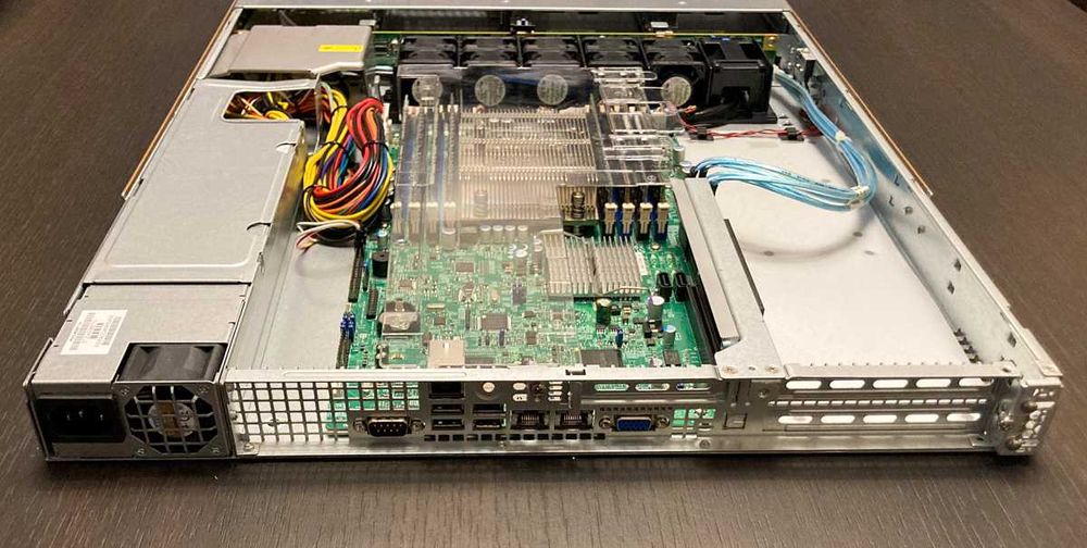 Server Supermicro