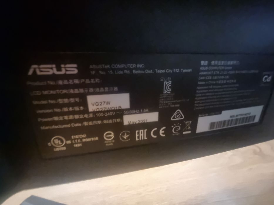 Monitor Asus TUF curbat