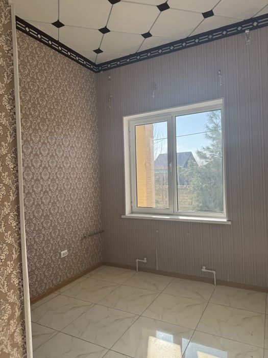 Гулистон шахар 1.1.6 32кв  квартира продается сотилади кредити йук