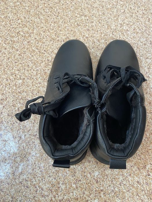 Продам  новые  сапоги  срочно