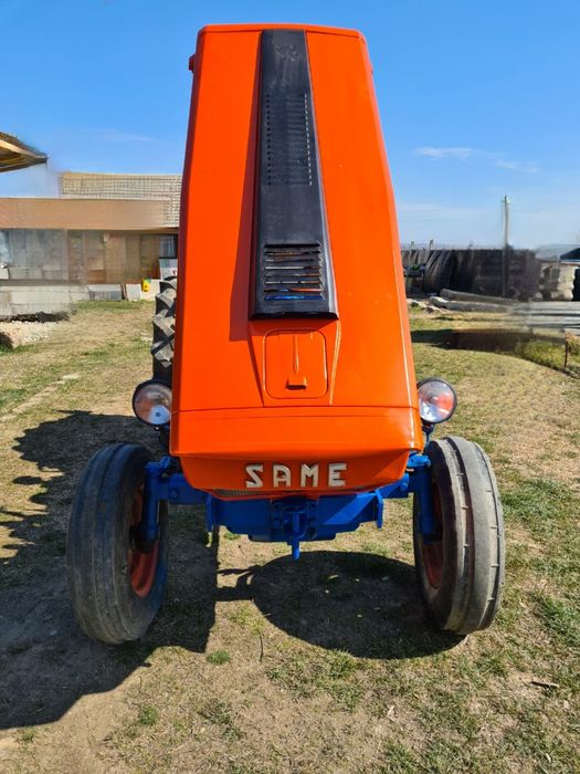 Tractor Same Leone