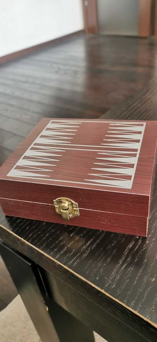 шах с комплект за вино