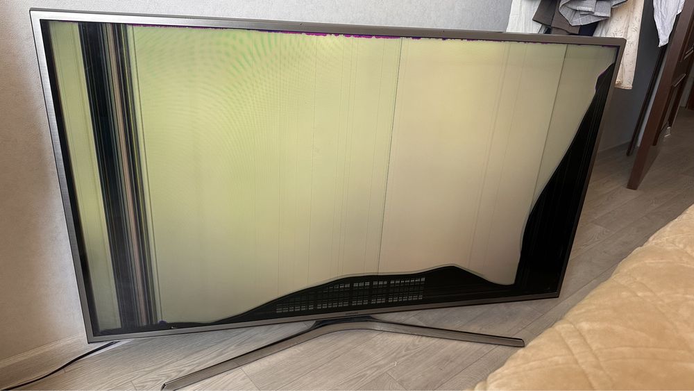 Продам телевизор samsung