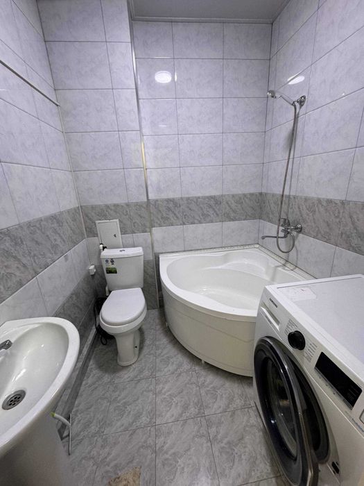 2х комнатная квартира на 6 этаже 48кв/м, в Самарканде