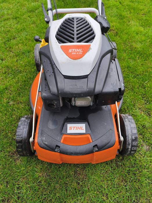 Stihl RM 4 RV mașina tuns tăiat iarba gazon funcție mulcire