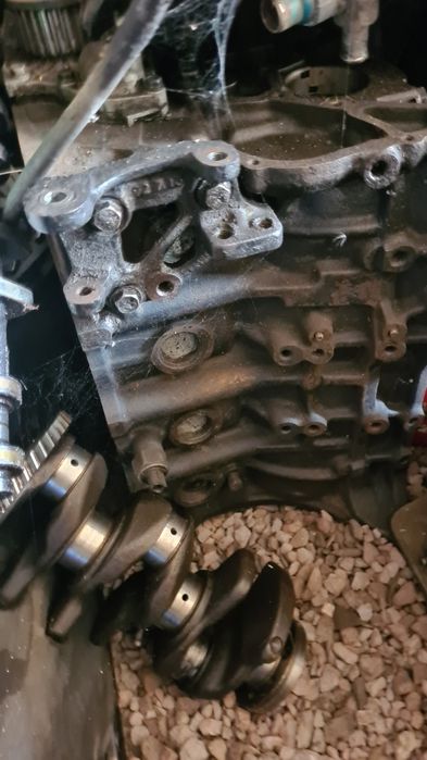 Продаю двигатель на карина е 2.0