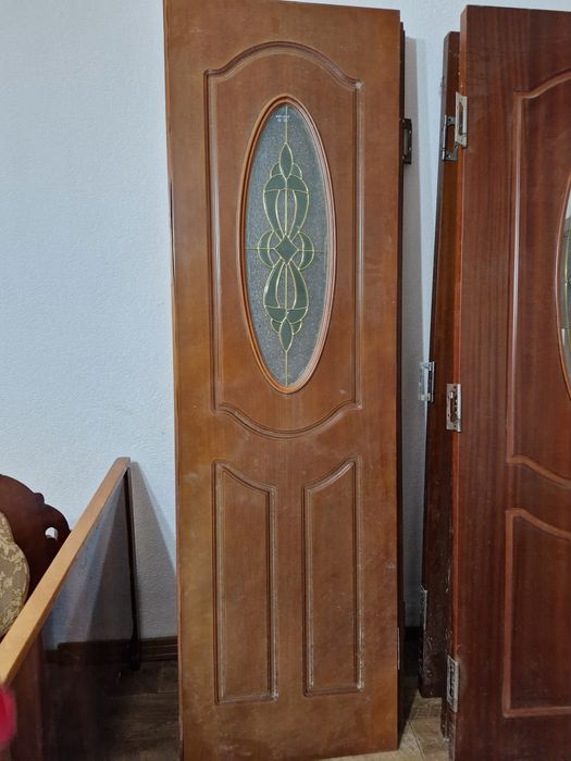 Продам двери межкомнатные