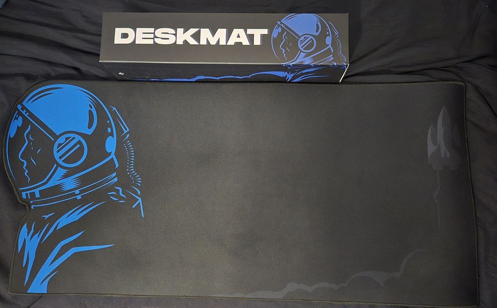 Deskmat mousepad QwertyKey Spaceman