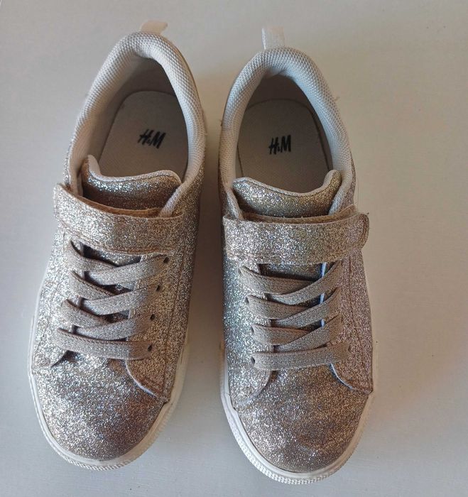 Детски, блестящи кецове - H&M