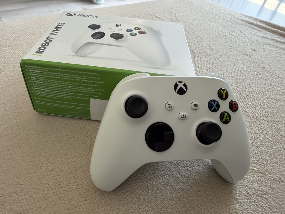 Controller  Xbox robot white