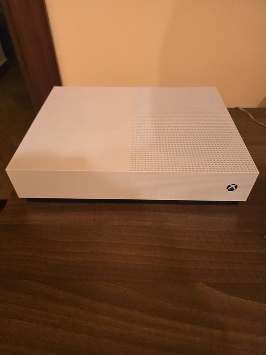 XBOX One S All Digital Edition