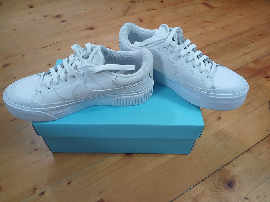 Дамски кецове nike