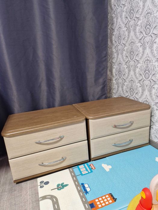 Тумбочки прикроватные