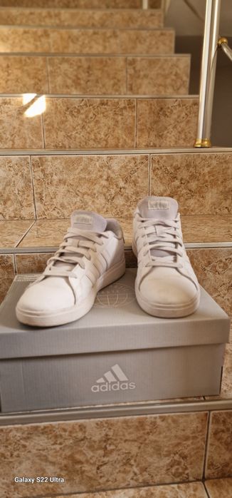 Маратонки Adidas