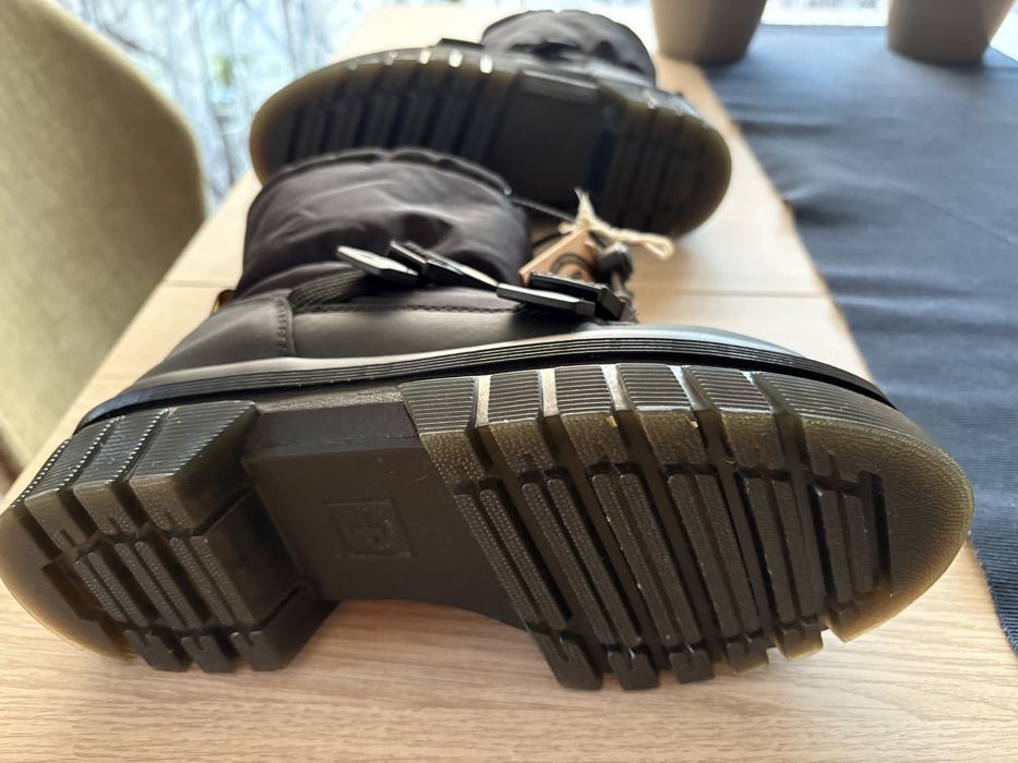 Dr. Martens зимни обувки
