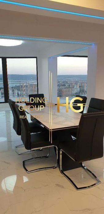 Продава се Тристаен апартамент в Варна, Бриз - 186 кв.м за 2492 €/кв.м - Снимка #1