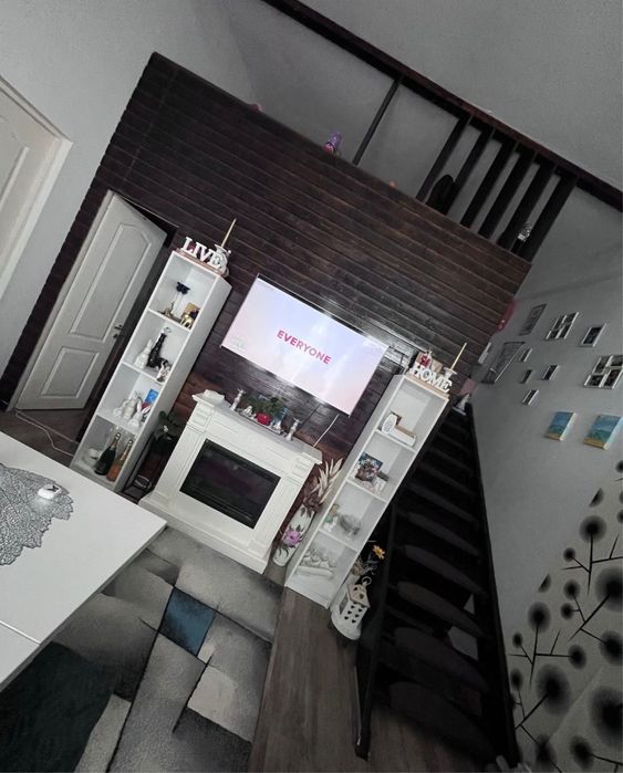 vand locuita / spatiu comercial