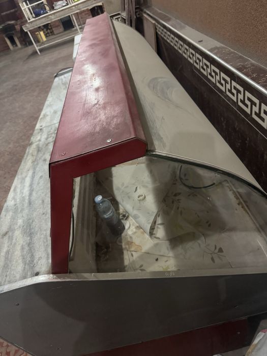 витрина холодильник