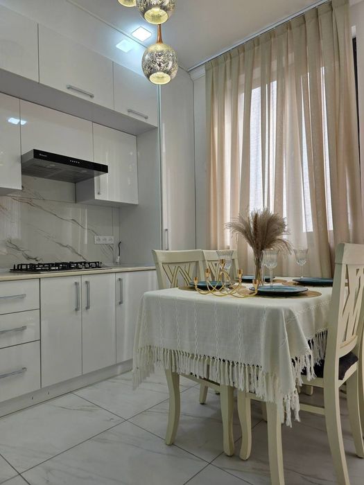 Продаётся 2ком ЖК Баку 65м2 ор-р: Фаргона йули