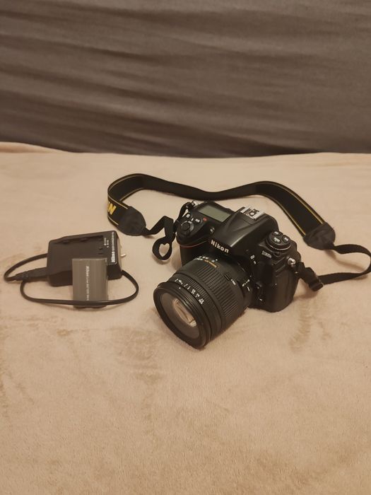 Nikon D300S + Sigma 17-70mm f/2.8-4.5