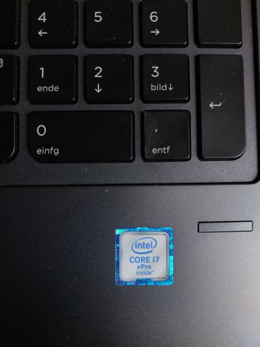 Лаптоп HP zbook 15 g3 /32RAM/512GB M2 SSD/1TB HDD/Intel Core i7 6820HQ