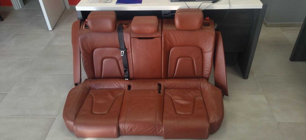 Кафяв кожен салон за Ауди А4 В8