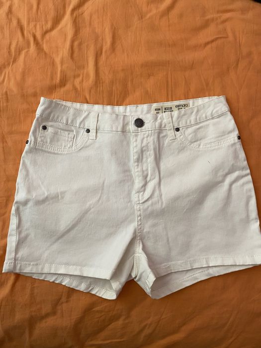 Страхотни два чифта къси панталони в бял и син цвят