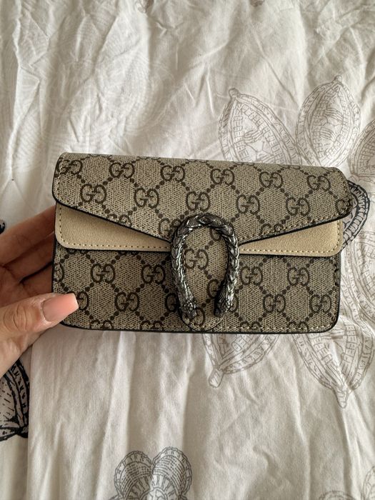 Бежова чанта Gucci