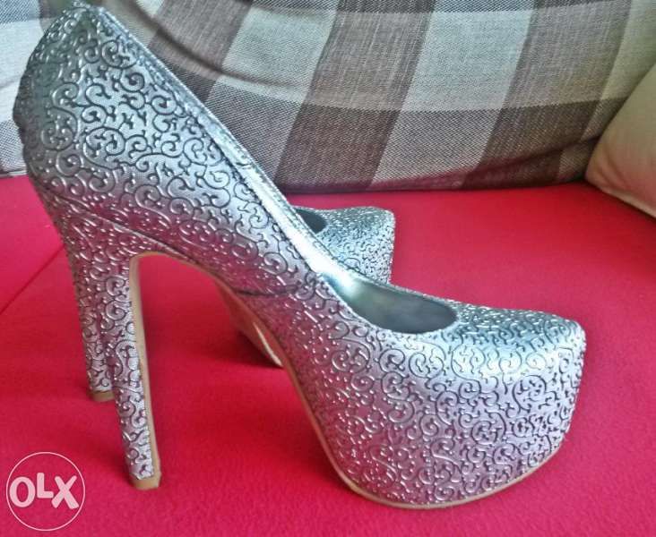 Официални обувки