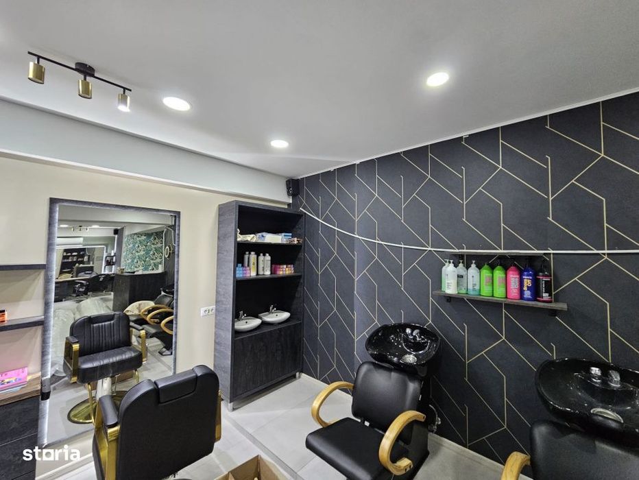 Spatiu comercial, 102 mp, salon de infrumusetare complet echipat