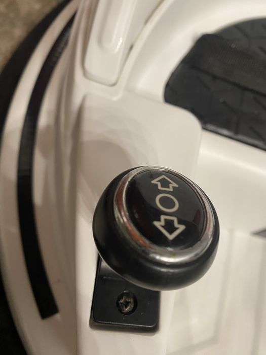 2 mașinuțe ride on electric