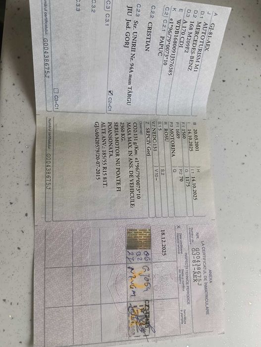 Mașină Mercedes Benz