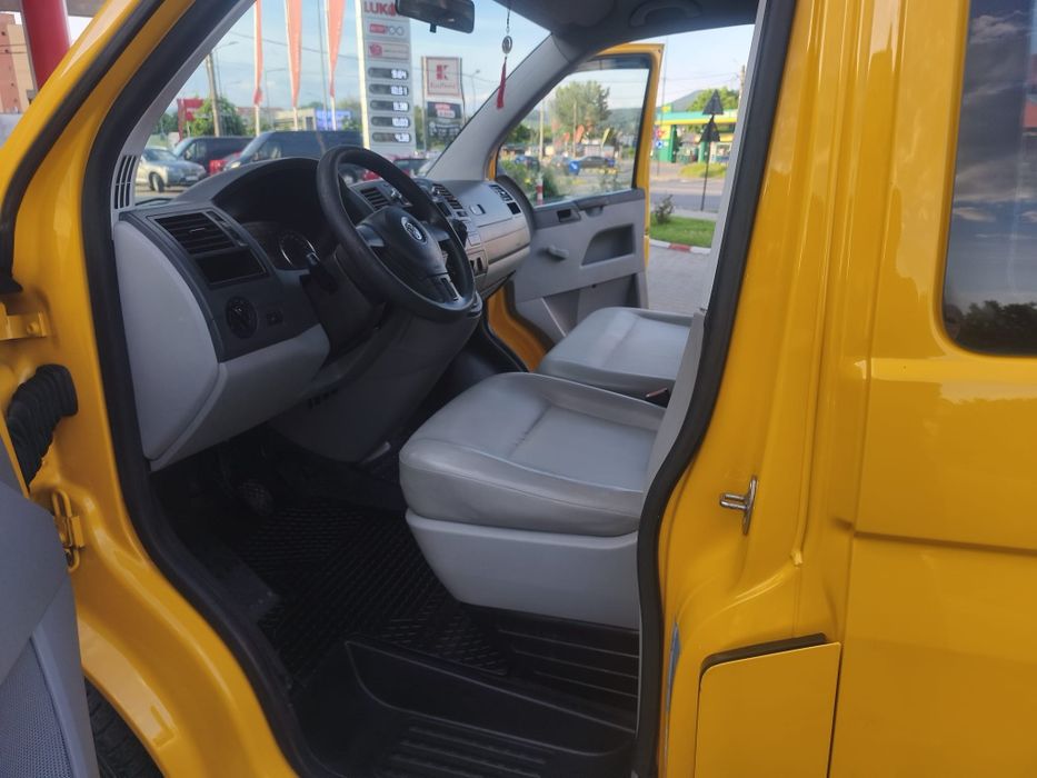 VOLKSWAGEN Transporter 2012 — imagine 3