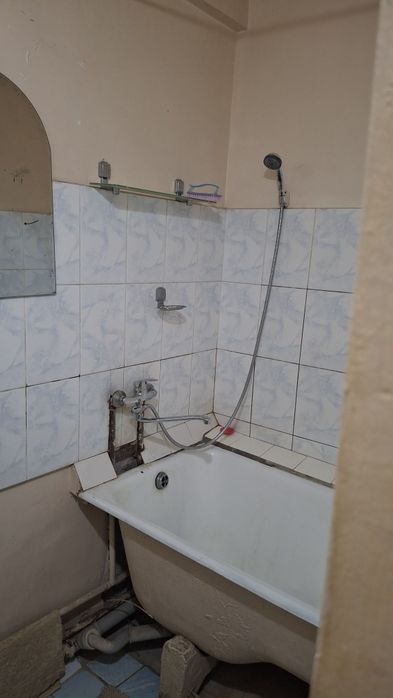 Сдаётся свая 1 ком квартира Юнусабаде  2 квартал