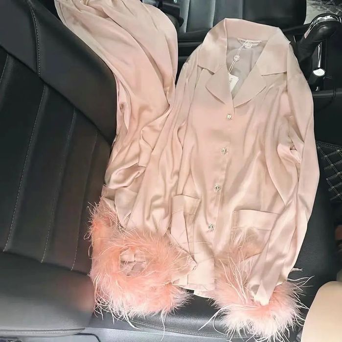 Высококачественный, роскошный комплект от Verginia's Dreams.