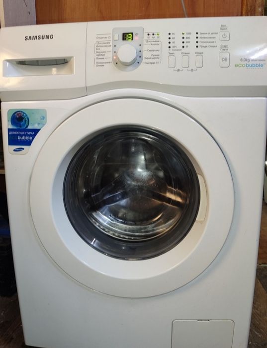 Продам стиральную машину