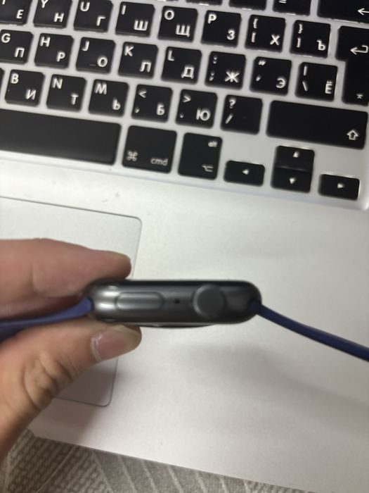 Продаю apple watch se 1 оригинал
