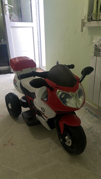 Продам детский электрический мотоцикл