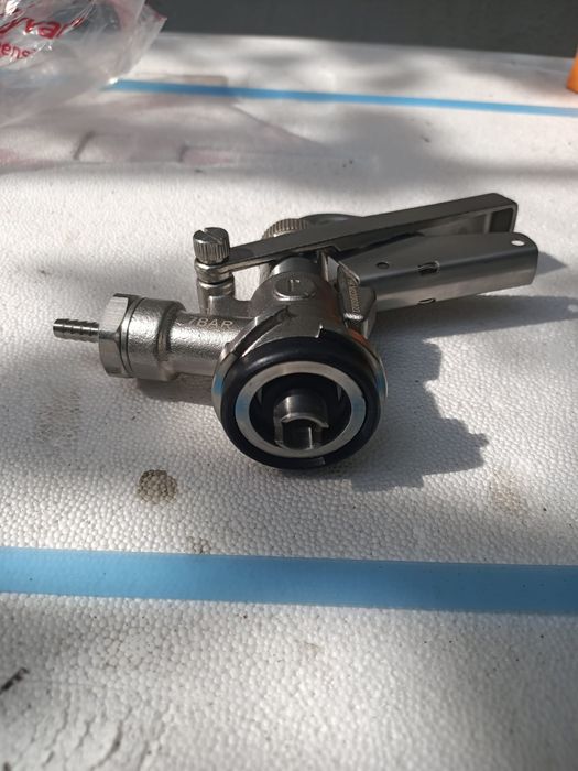 Cuplă pentru butoi de bere