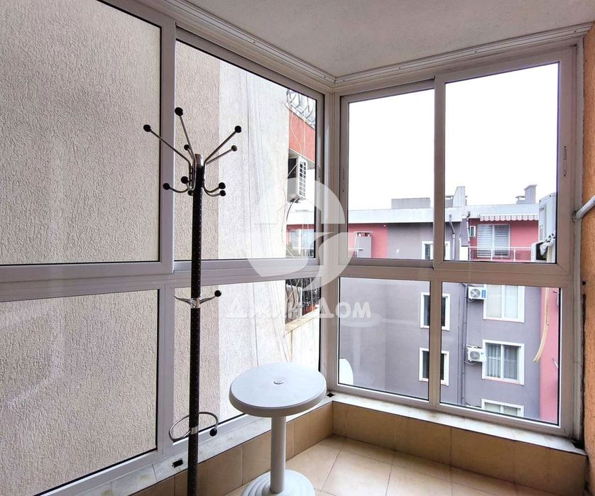 Продава се Двустаен апартамент в к.к. Слънчев бряг - 60 кв.м за 740 €/кв.м - Снимка #2