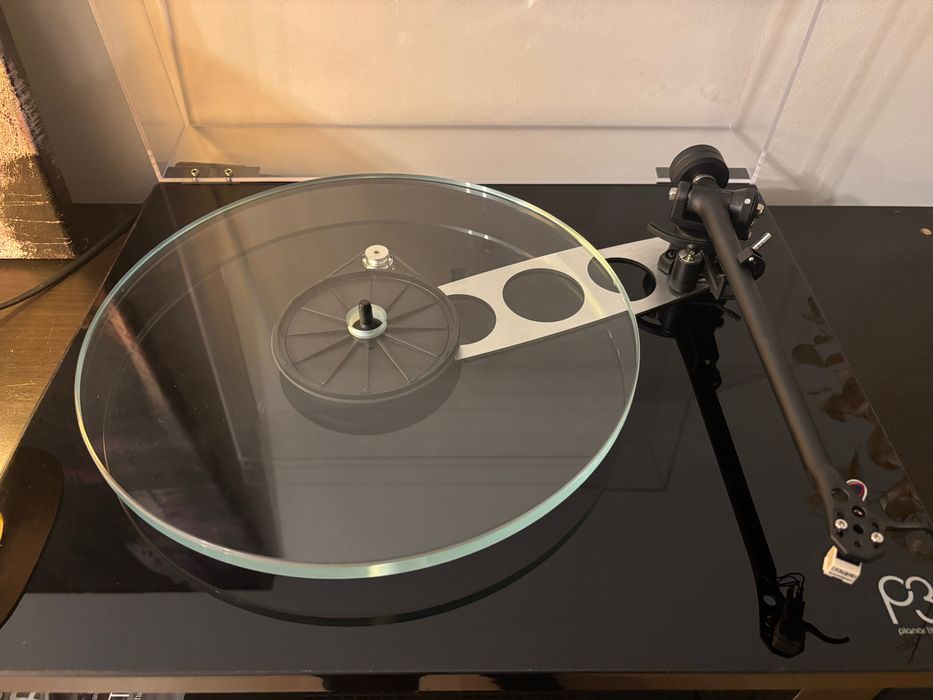 Pick-up Rega Planar 3 + doză Carbon | stare excelentă