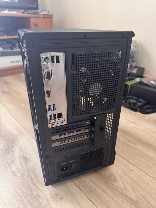 Pc Gaming Ryzen 5 5500+IntelArc A750 8GB+16GB ram