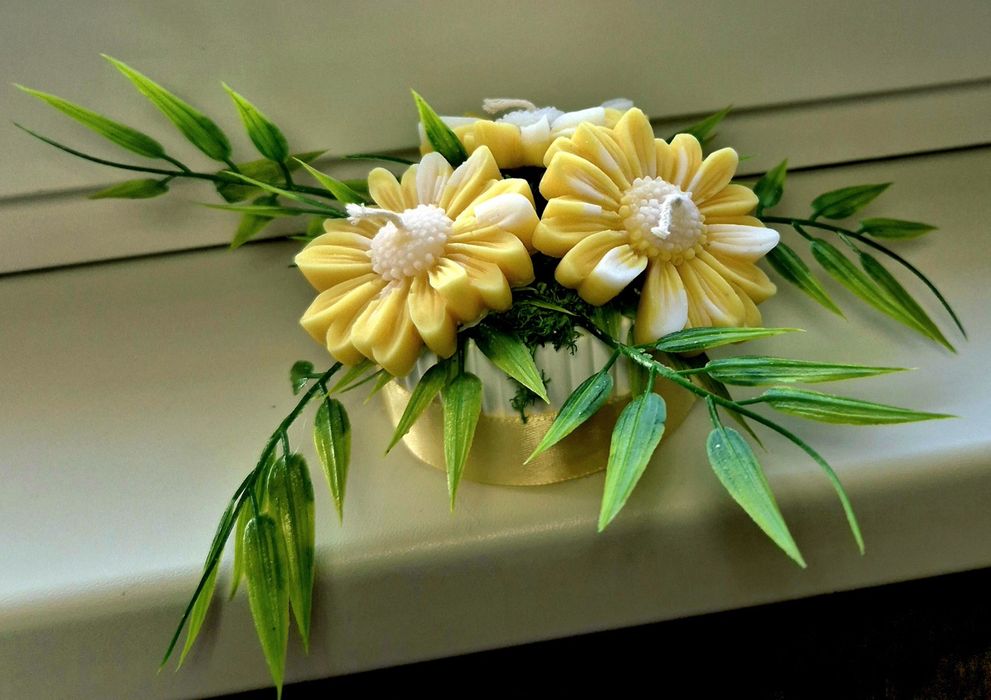 Букети от рози фоам и свещи от соев восък!