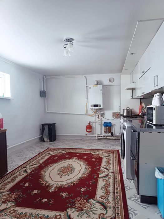 Продается дом 10 комнат 240 м