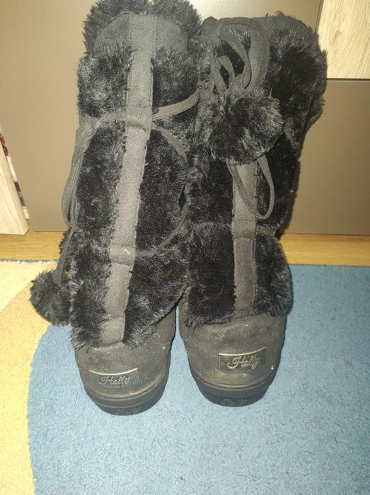 Vând cizme damă înalte