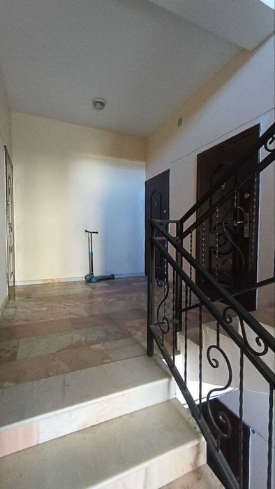 Своя. Юнусабад 10, 2/3/4. Новостройка.