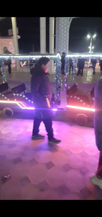 Atraksion poeyzd sotiladi 15 bola sig'adi kelishamiz