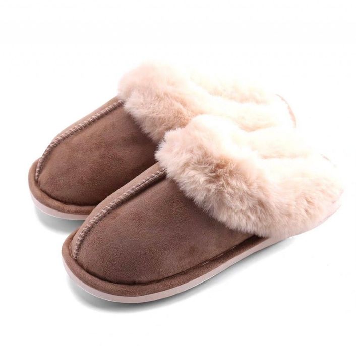 Оригинални пухкави зимни пантофи