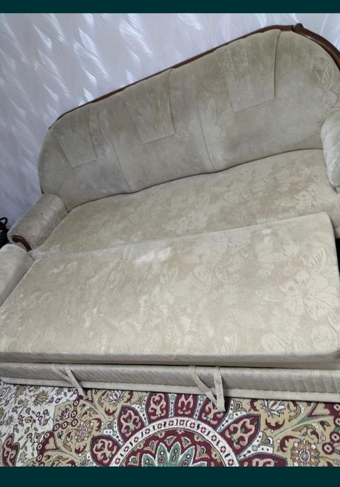 Продам диван и кресло